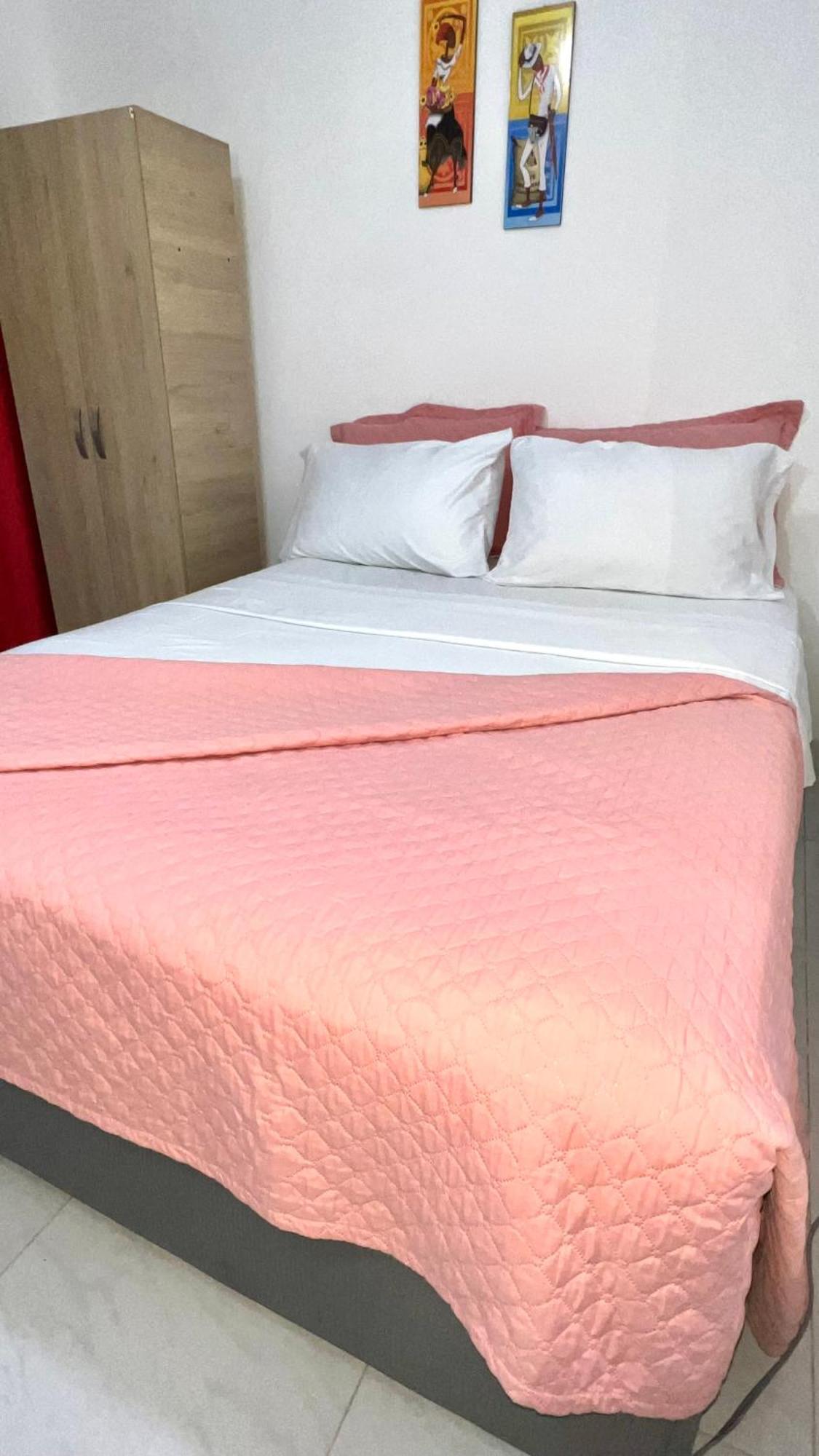 Comodo Apartamento Gran Ubicacion Y A/C Кали Экстерьер фото